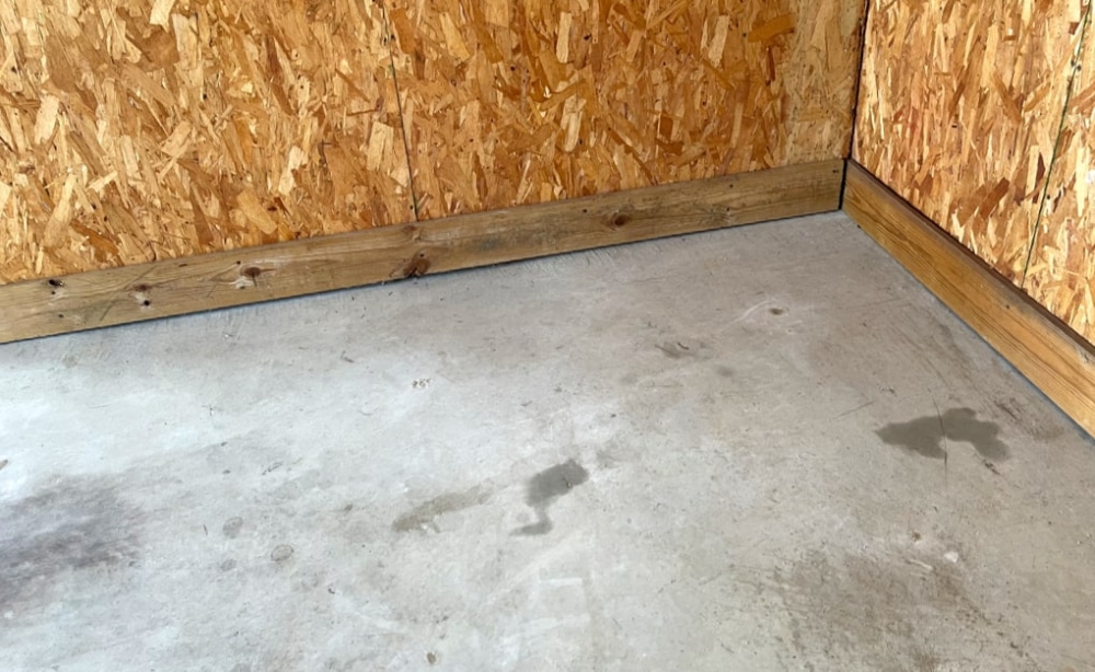 An uneven interior concrete slab foundation